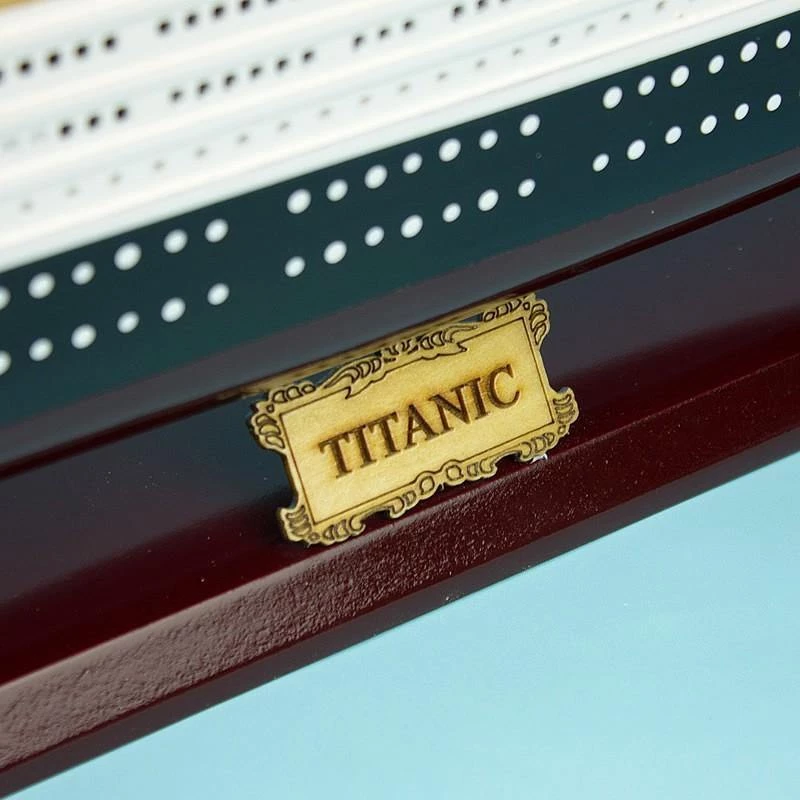 Nauticalia Nautical Gifts RMS Titanic Model 4 Nauticalia Nautical Gifts RMS Titanic Model