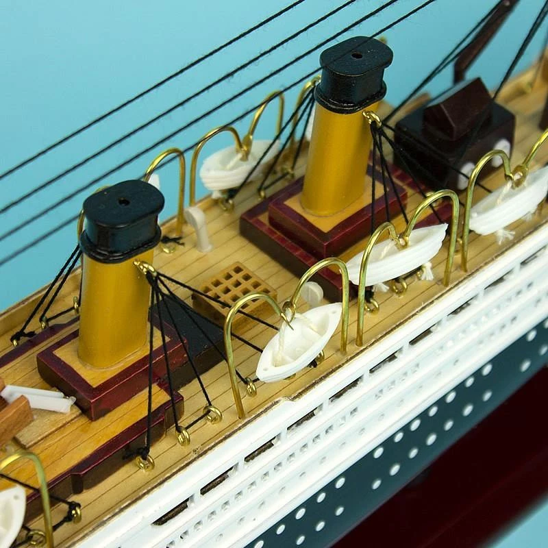 Nauticalia Nautical Gifts RMS Titanic Model 6 Nauticalia Nautical Gifts RMS Titanic Model