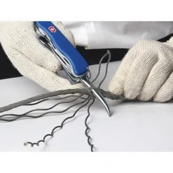 Petersons Victorinox Skipper Pro Mutli-Tool 7 Petersons Victorinox Skipper Pro Mutli-Tool